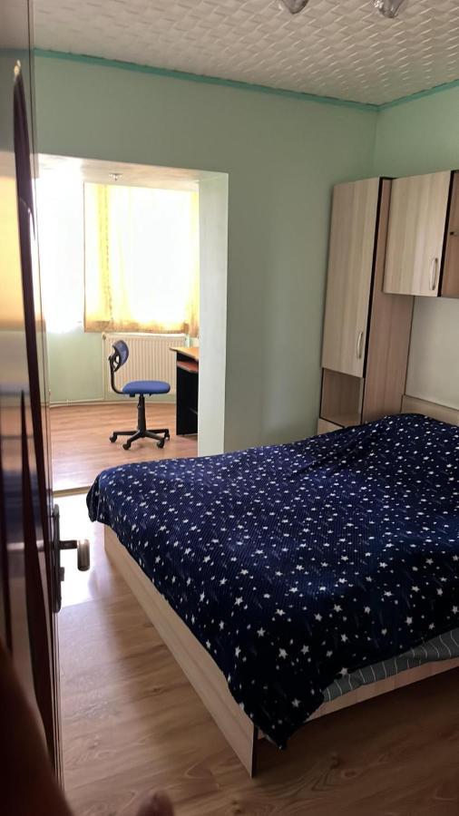 La Carmen ! Apartament Cu 3 Camere ! Vulcan  Zewnętrze zdjęcie