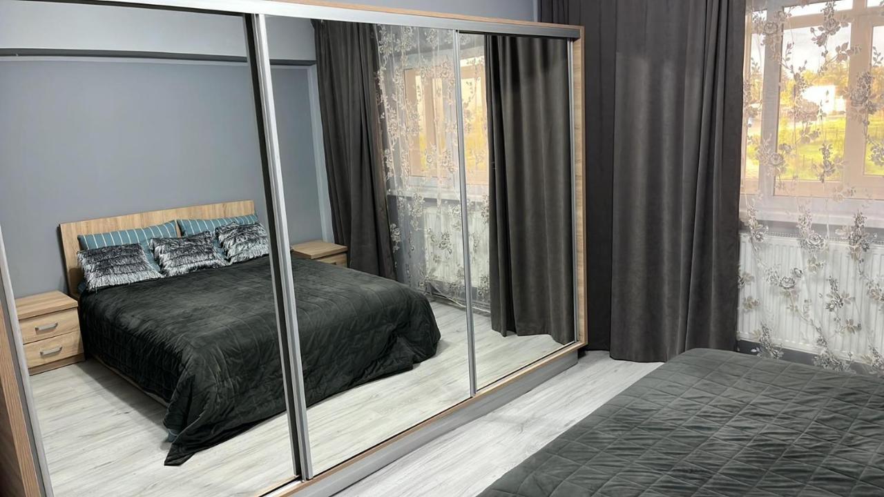 La Carmen ! Apartament Cu 3 Camere ! Vulcan  Zewnętrze zdjęcie